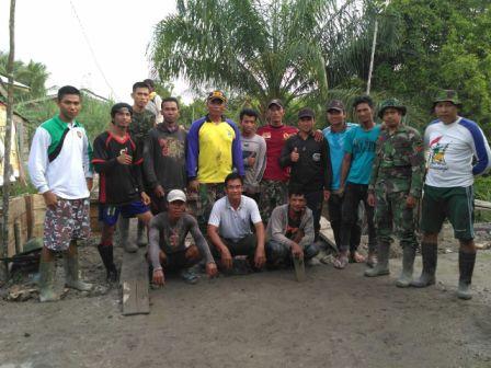 Keakraban TNI Dengan Masyarakat, Dalam Kegiatan TTMD Sempatkan Photo Bersama